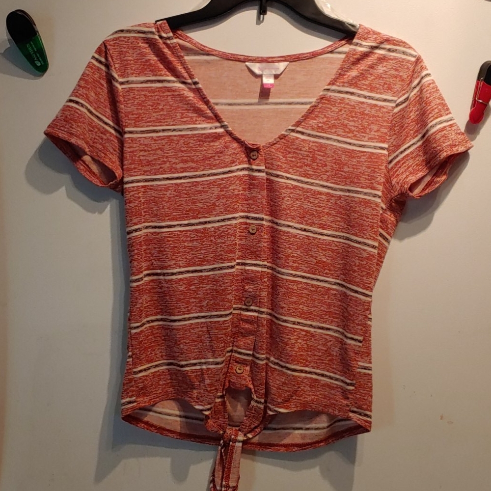 ✨ 2/$20✨ no boundaries nobo large tie front blouse